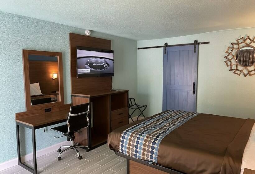 هتل Regal Inn