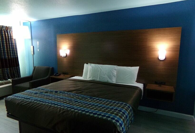 هتل Regal Inn
