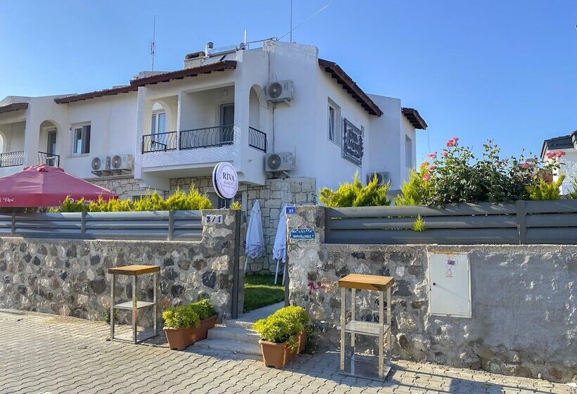 هتل Riva Alacati