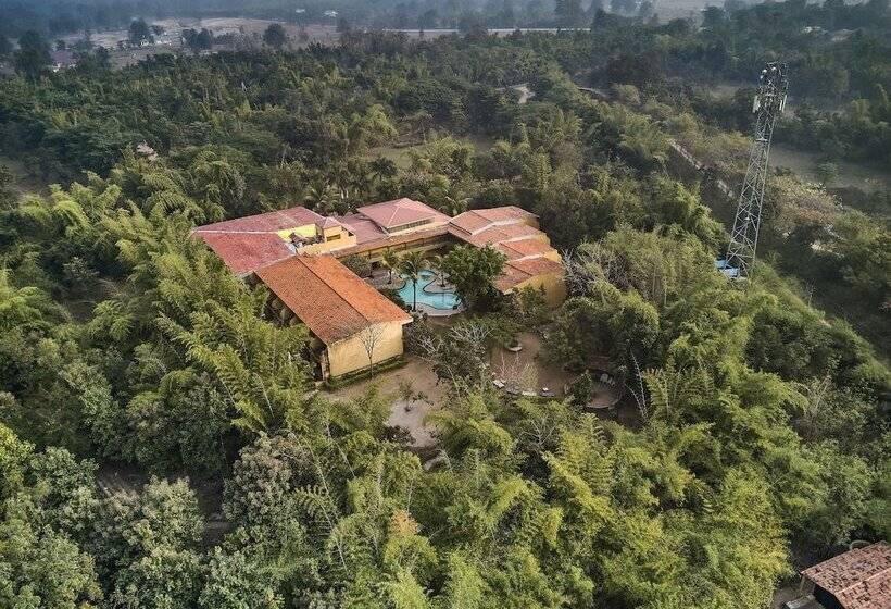 호텔 Welcomheritage Jungle Home