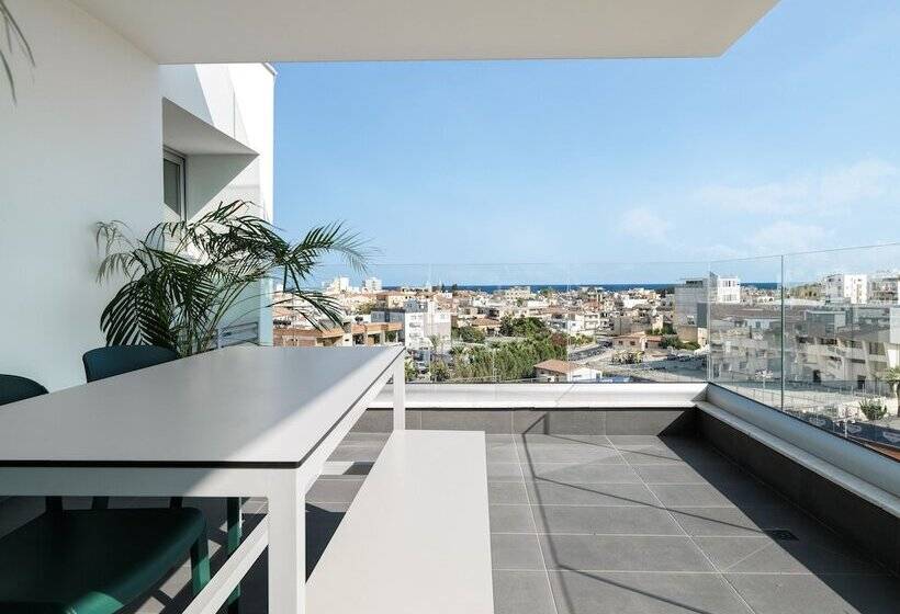 Liv Urban Suites