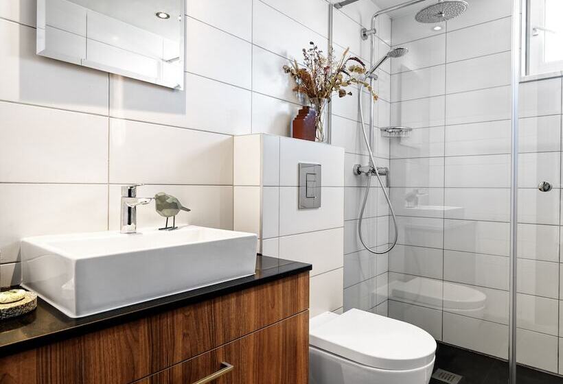 Liv Urban Suites
