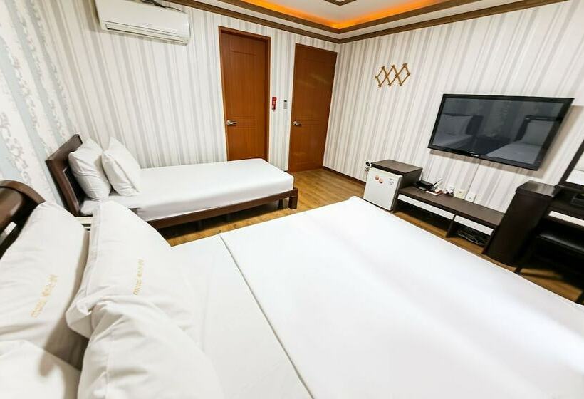 מוטל Muan Haetteuneun Eondeok