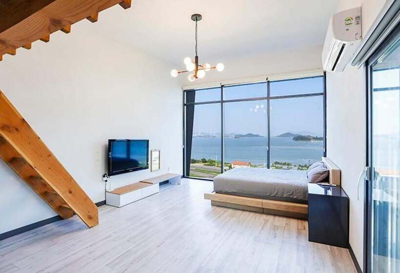 Namhae Marin K Pension