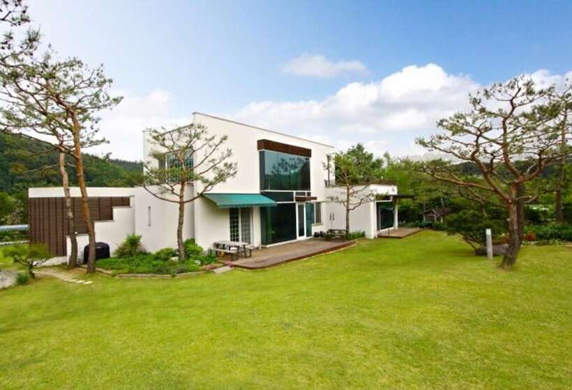 Namyangju Tannenbaum Pension