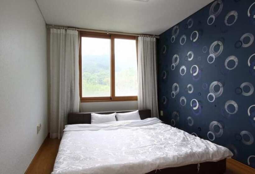 Namyangju Tannenbaum Pension