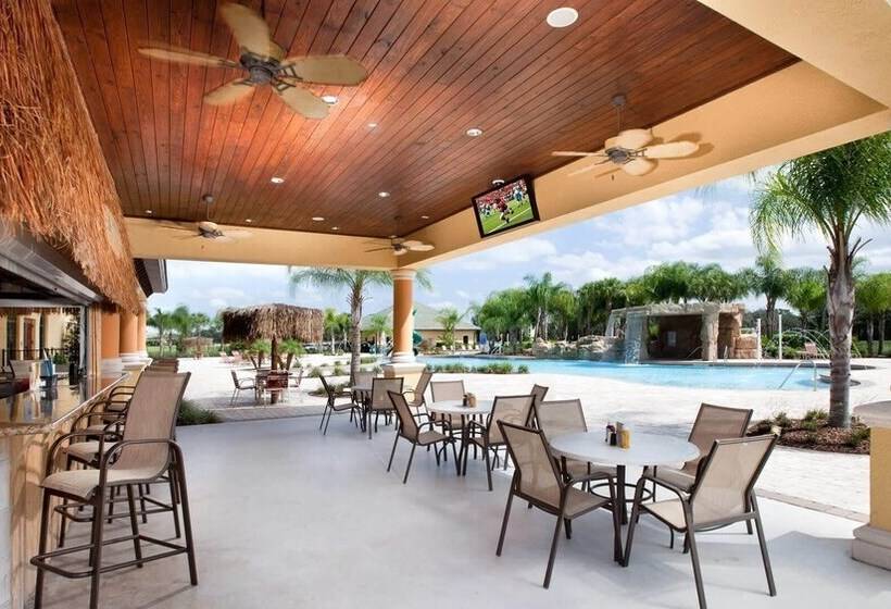 Paradise Palms 2908
