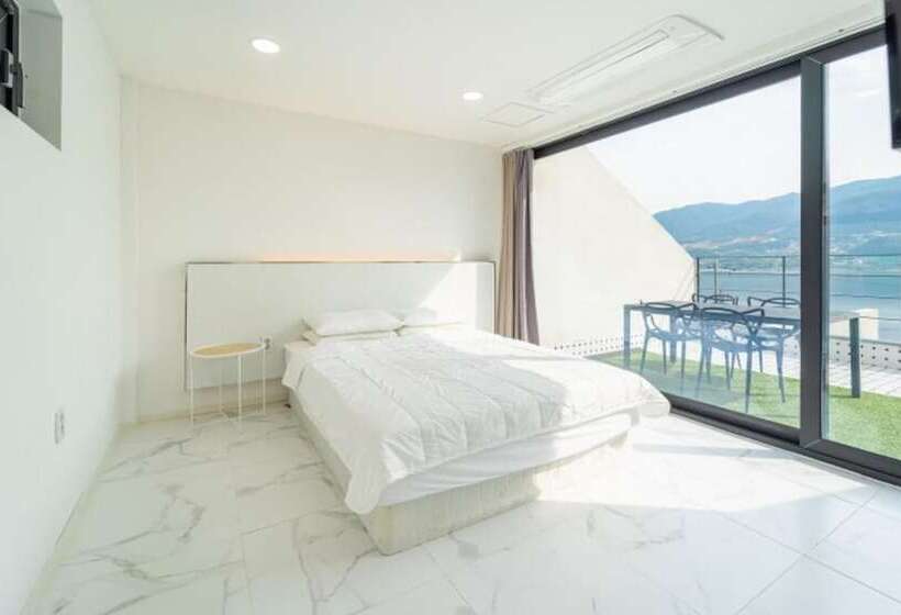 Pensió Hapcheon Rest Pool Villa