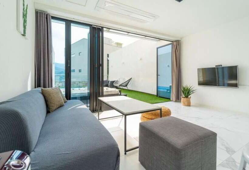 Pensió Hapcheon Rest Pool Villa