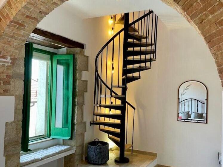 レジデンス Captivating House In Palmoli Sleeps 2 Plus 2