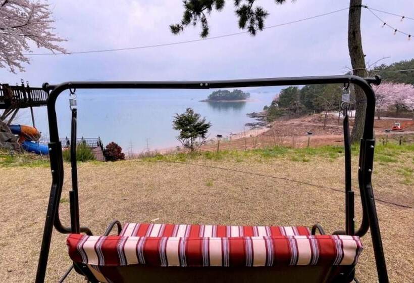 Sacheon Seopo Beach Pension