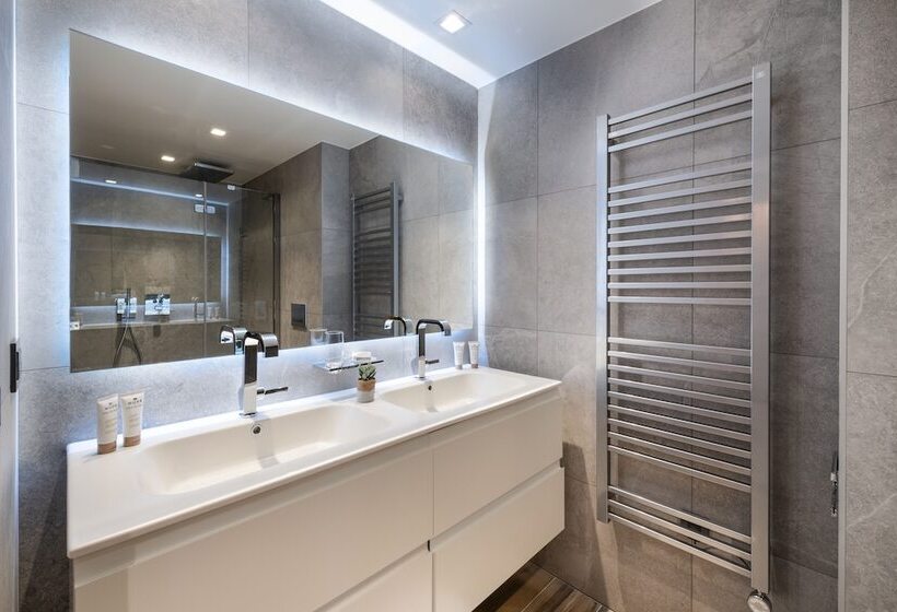 اقامتگاه Vail Lodge By Alpine Resorts