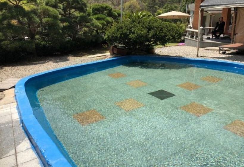 Wanju Haneurarae Cheotjip Pension