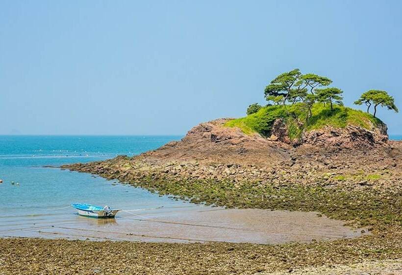Buan Surak Pension