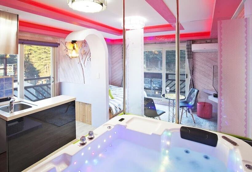 Gapyeong Kumedaehwa Pension