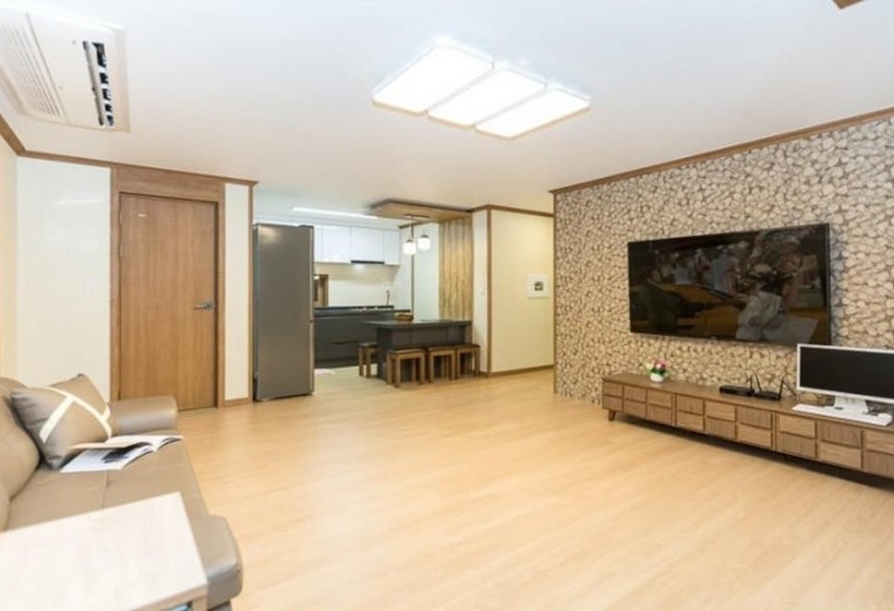 Gapyeong Suryuhwagaewon Pension