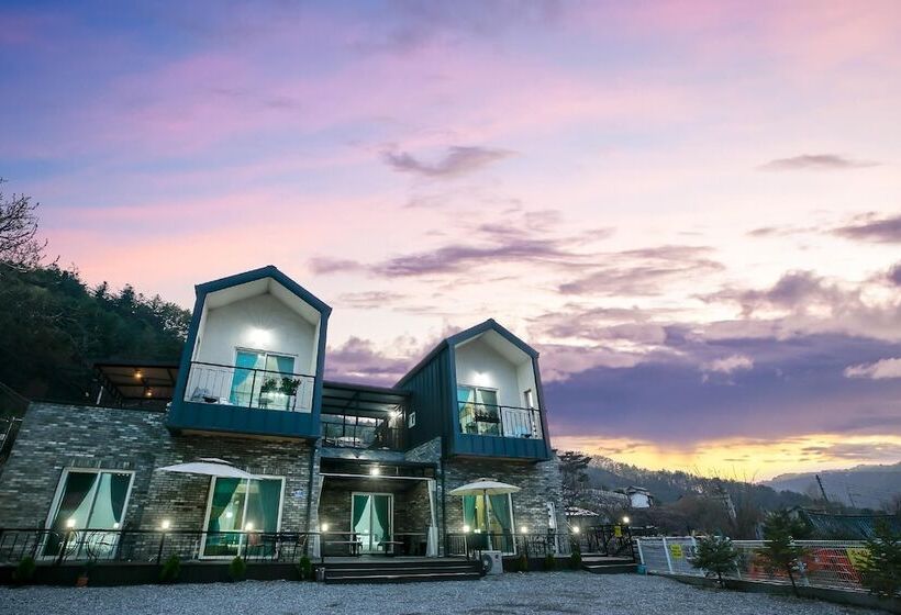 Gapyeong Twelve Pension