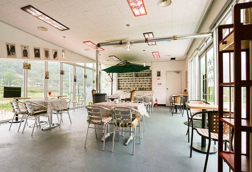 Hamyang Saedeulbaramhwangto Pension