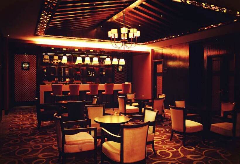 فندق Dali Art Golf