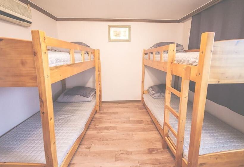 بنسيون Geojedo Gbro Guest House