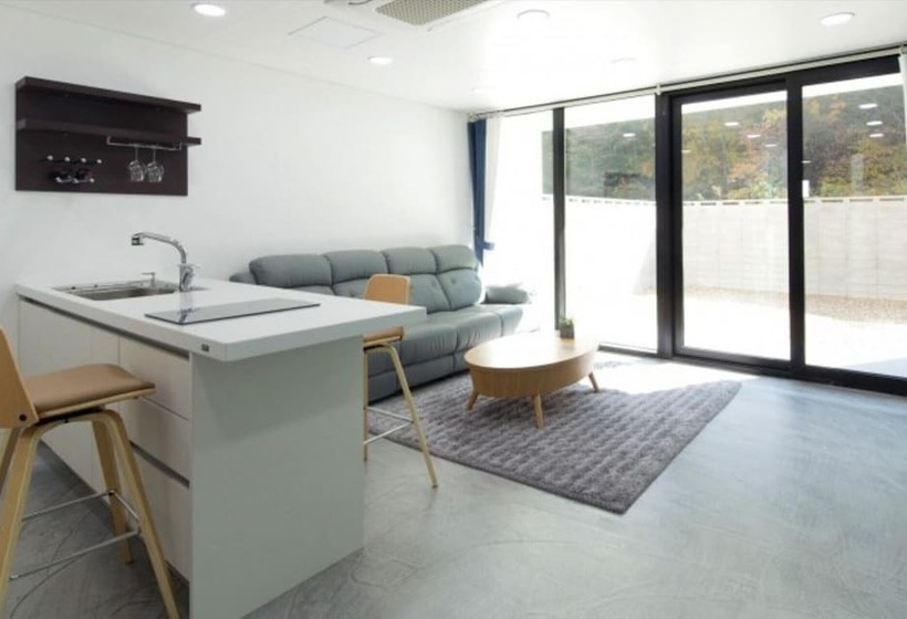 פנסיון Hongcheon Uno House Pool Villa