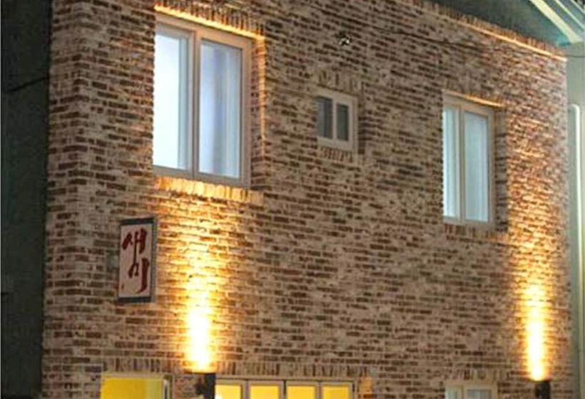 Pension (Hôtel basse catégorie) Tongyeong Semiee Guest House