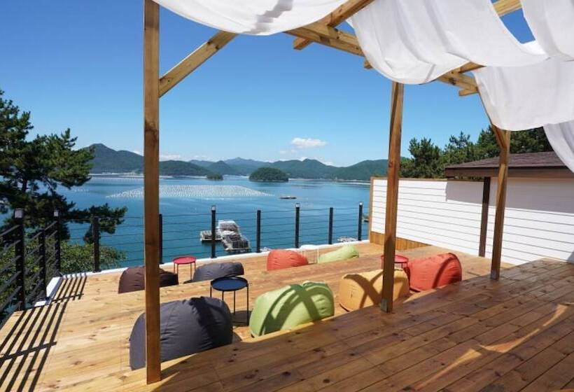 Tongyeong Glow Pension