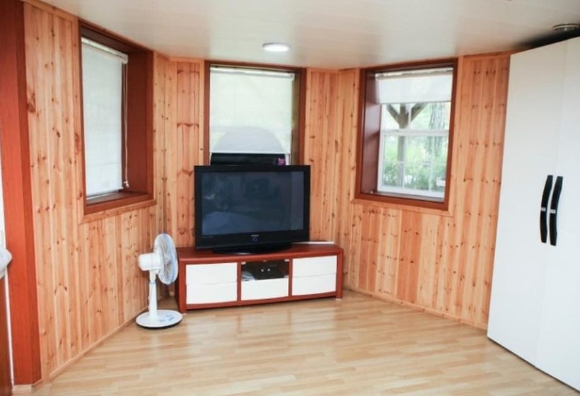 Youngwol Sky Pension Camping