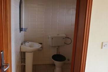 Bigiza Court Hotel   Standard