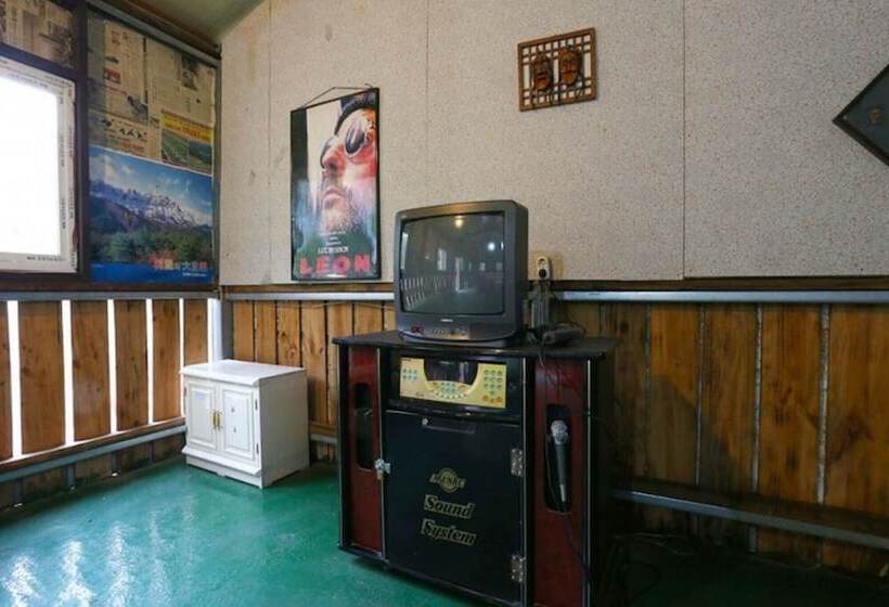 Cheongsong Songwol Pension