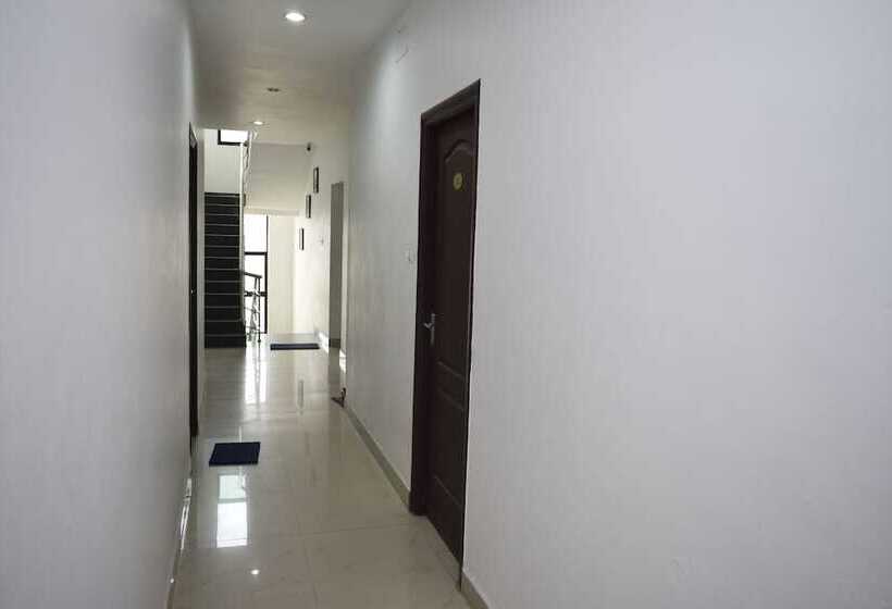 هتل R.m Guest House