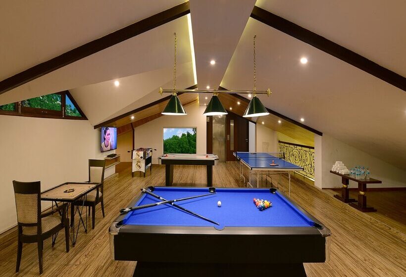 فندق Glenview Resort Kasauli, A Member Of Radisson Individuals