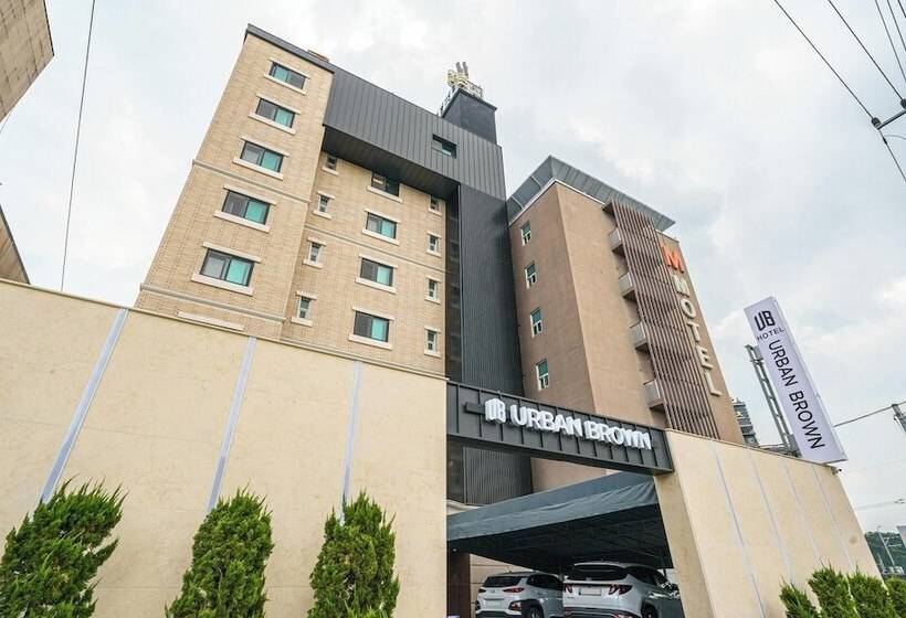 مُتل Jecheon Urban Brown