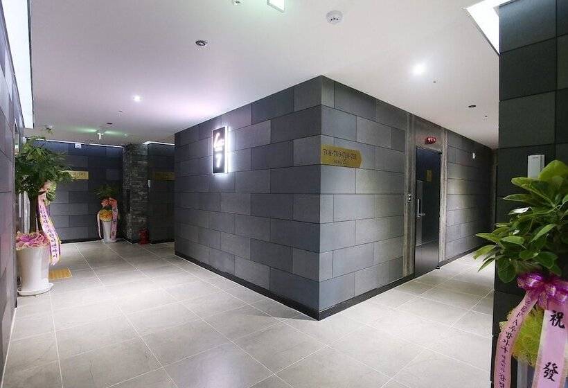 Мотель Jincheon Lou