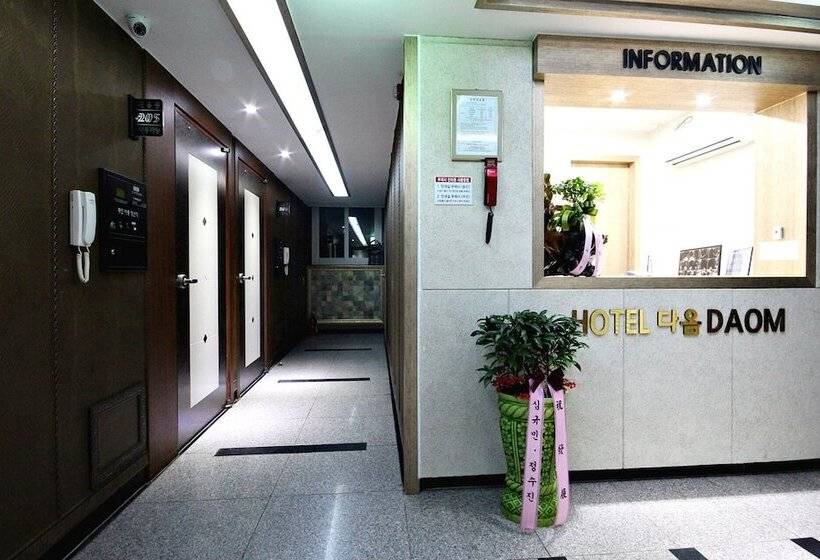 مُتل Jinju Hotel Daom