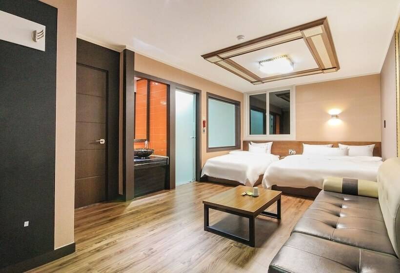 مُتل Jinju Hotel Daom