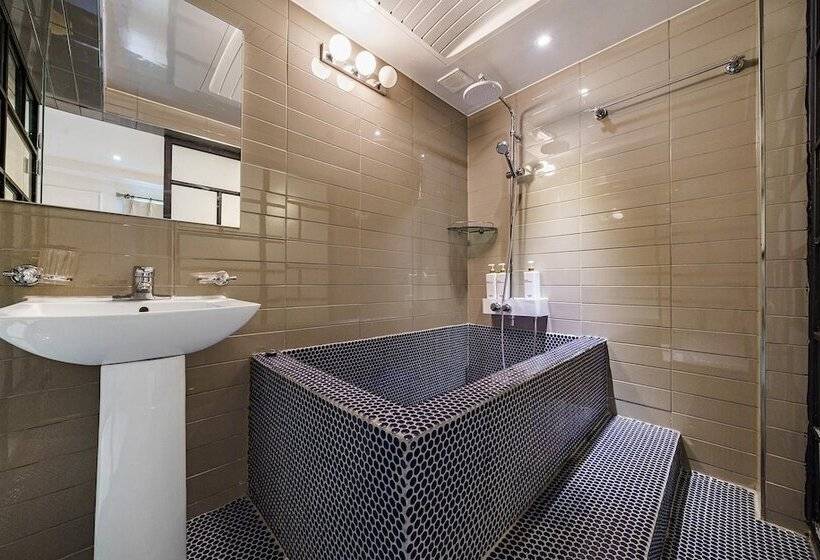 فندق على الطريق Osan Avenue