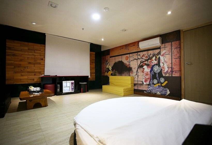 فندق على الطريق Secret Hotel Paju