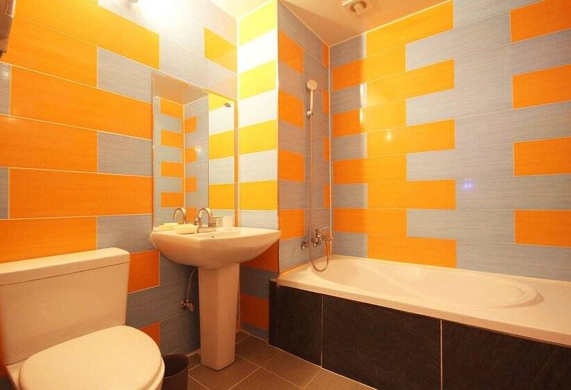 Motel Sacheon Lapis