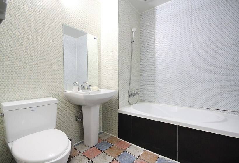 Motel Sacheon Lapis