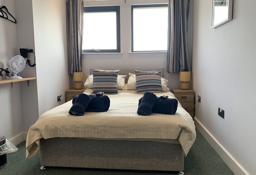 פנסיון Ocean Cabins   Saundersfoot