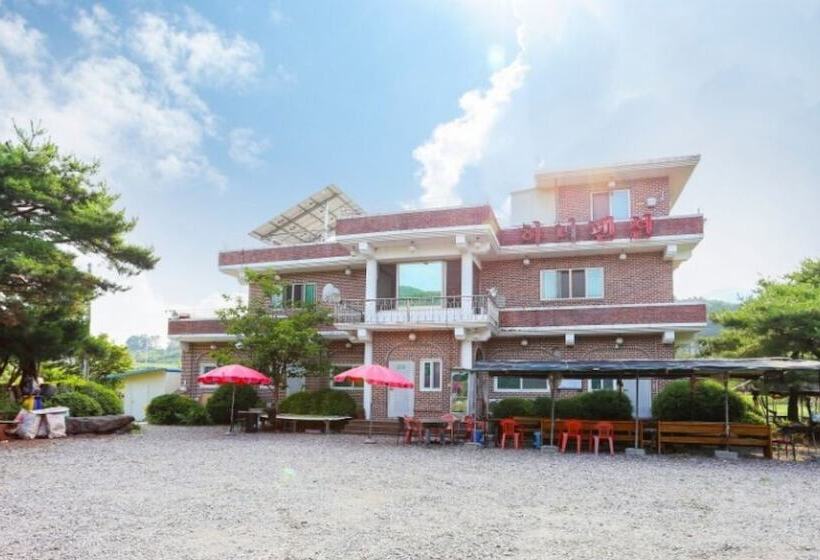 Yeoju Hana Pension