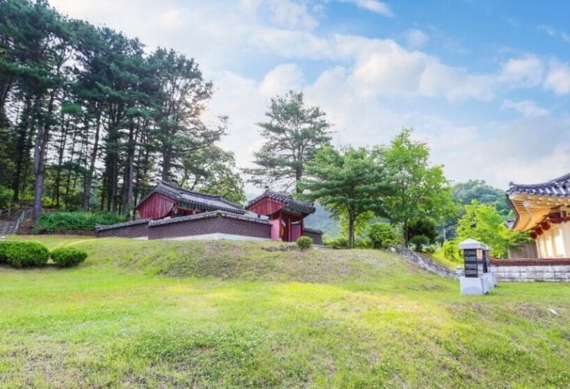 Yeoju Hana Pension