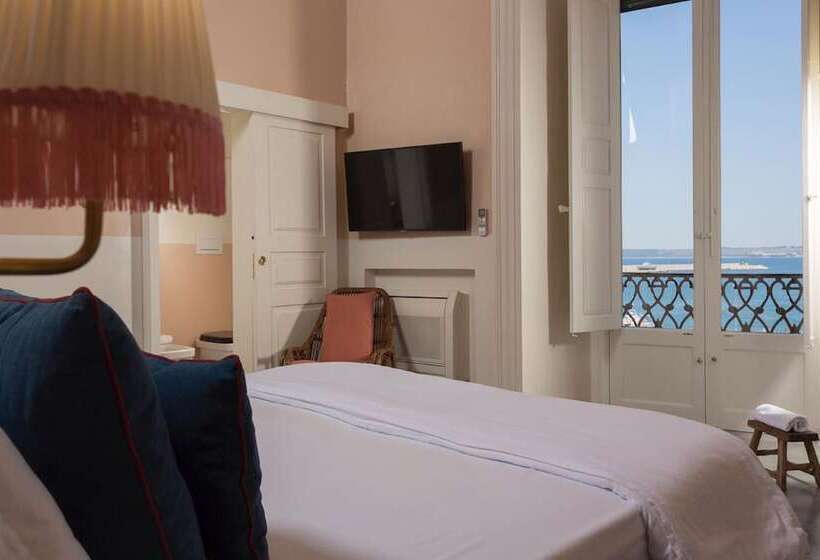 تختخواب و صبحانه Palazzo Colombo
