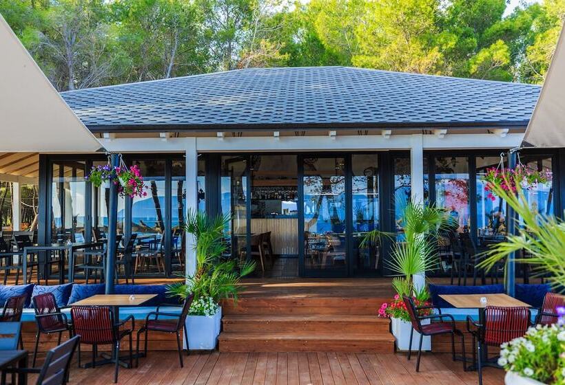 فندق Ecuador Resort