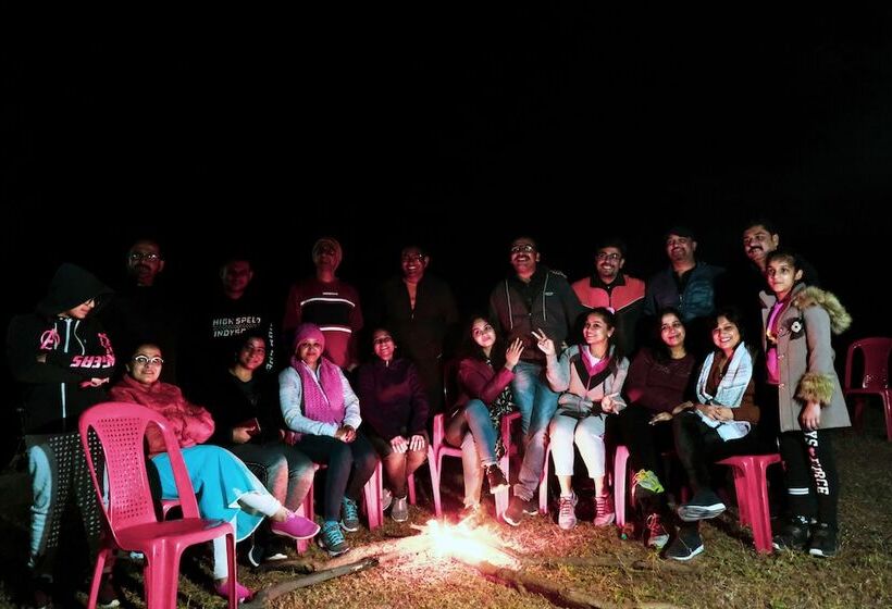 호텔 Moustache Kamp Kalakund