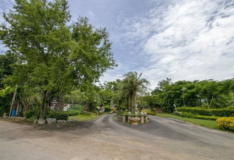 فندق Oyo 1140 Piyapruk Resort Khaoyai