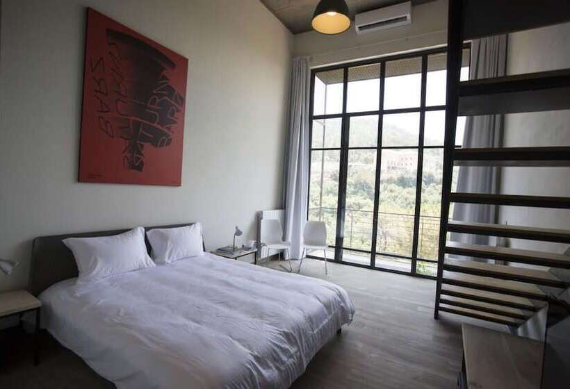 هتل The Silk Valley Resort