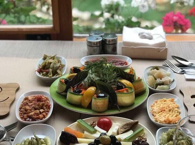 هتل Yesil Dus Vadisi Bungalow Restoran