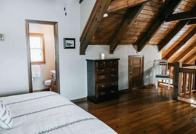 Ma Cook Lodge  Sharps Chapel